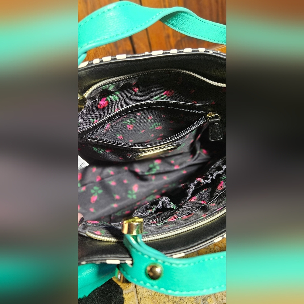 Betsey Johnson polka dot handbag with a turquoise bow - Picture 6 of 6